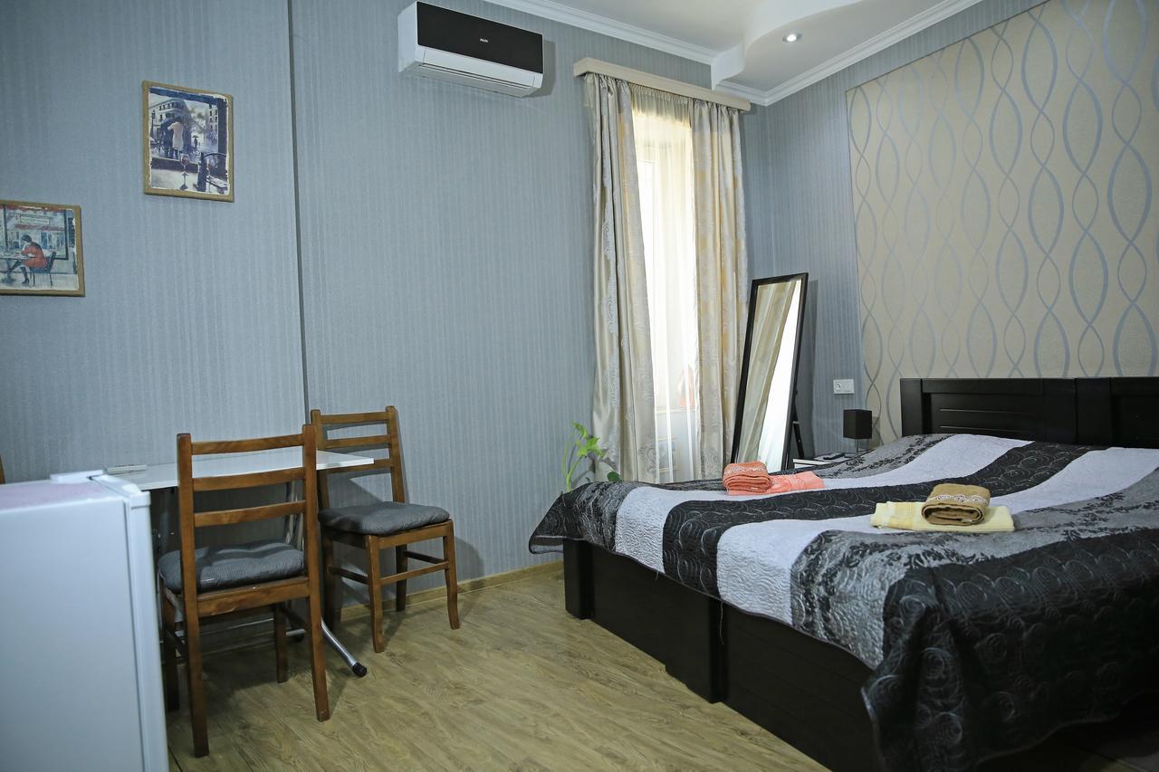 Guest House Beautiful Tbilisi On Khidistavi Street Dış mekan fotoğraf
